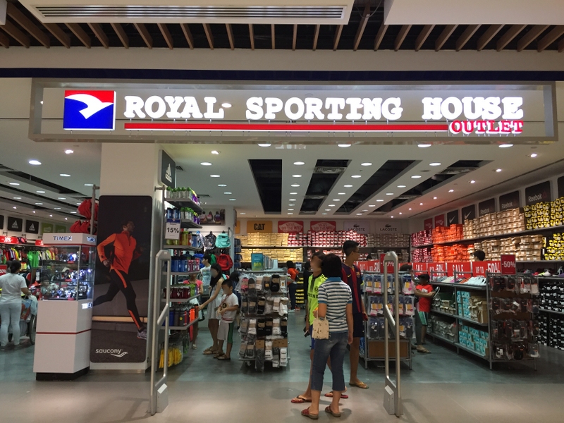 imm outlet mall royal sporting house