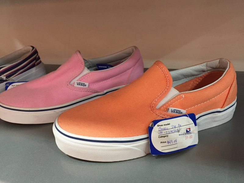 imm outlet mall Vans