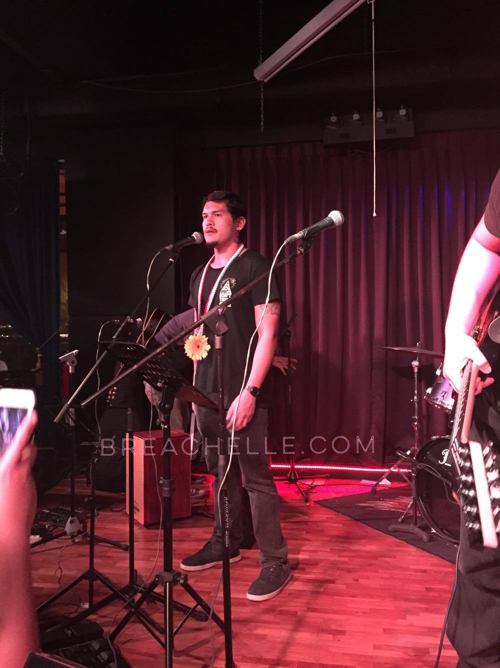 baste duterte sings with band